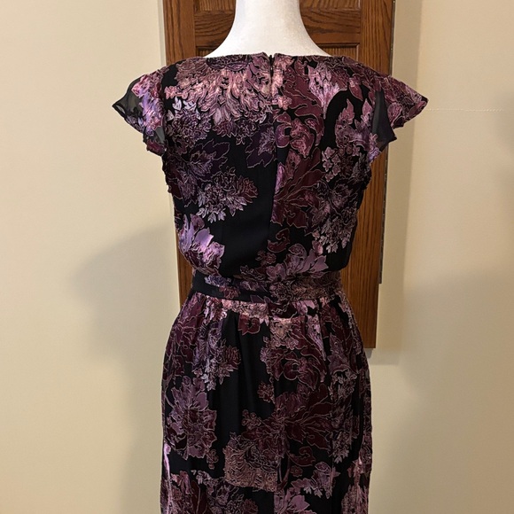White House Black Market Purple and Pink Floral Dress - size 2 - Picture 8 of 13